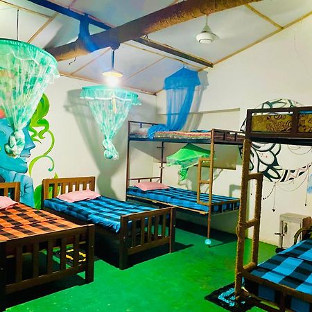 Reggae Paradise Hostel Sigiriya Buitenkant foto